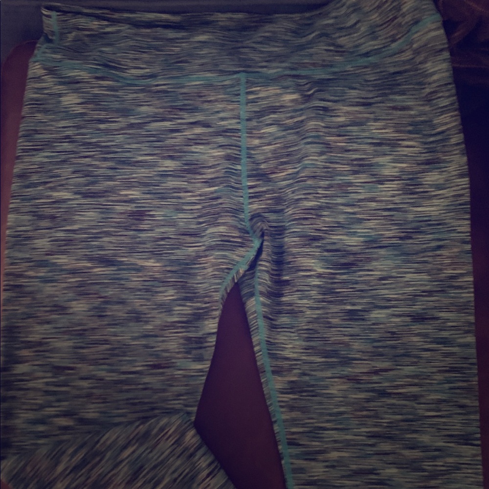 Bundle: Two pair of Fabletics capris 🧘🏃‍♀️
